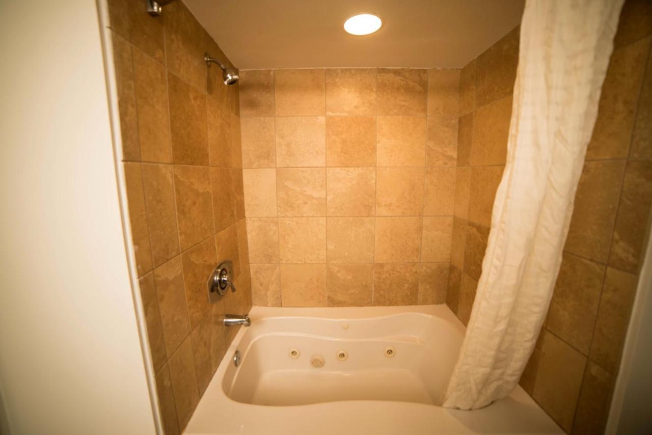 Deluxe Ocean Front One Bedroom Suite In Sandy Beach Resort Myrtle Beach Exterior foto